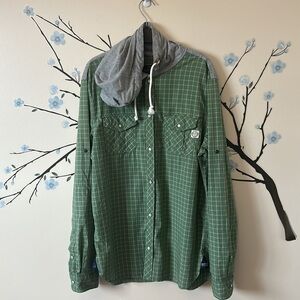 Buffalo David Bitton VGUC Green Plaid Shirt, hoodie, drawstrings, front pockets.